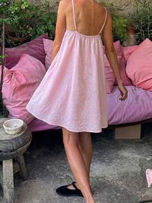 Đầm hai dây màu hồng linen DORISS dáng xòe, chân váy rộng, kiểu dáng gợi cảm và sành điệu, thích hợp cho đi làm, đi nghỉ mát hoặc mặc hàng ngày. - Hồng - Xem 5