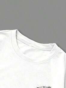 Manfinity Roughcore Men's Casual Short Sleeve Crew Neck T-Shirt With Creative And Versatile Playing Card Graphic Design - Baby Pink - View 5