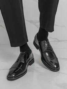 Men's Pointed Toe Double-Buckle Oxfords, Retro British Style Formal Dress Shoes With Red Soles, Glossy Leather Casual Loafers Suitable For Office, Banquet, Formal Occasions, Wedding With Suit - Black - View 11