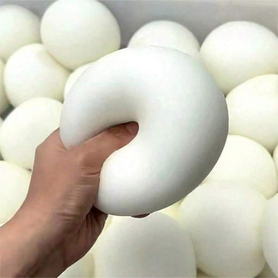 1个大型日式塑料蒸包，回弹缓慢，可在课堂上挤压以缓解压力并帮助学生发泄情绪 - 彩色 - 查看 1