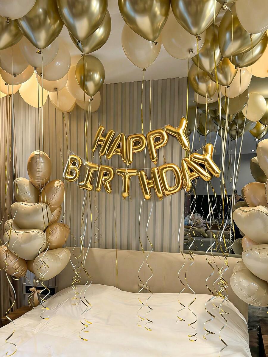 38件套金色横幅生日装饰气球套装,包含金色生日快乐字母横幅、心形气球、乳胶气球,适用于生日派对、家庭聚会、婚礼、毕业典礼等场合的生日派对装饰。 - 多色 - 查看 1