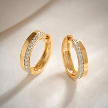 Khuyên tai khoen bạc 925 cao cấp, mạ vàng 18k, viền đính đá Zirconia, sang trọng, thích hợp đeo hàng ngày cho nữ. - Bông tai vòng Zircon - Xem 12