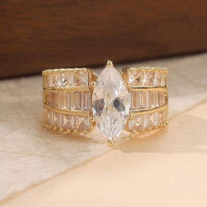1枚优雅奢华三层立方氧化锆戒指，女士款，适合多种场合，是送给妻子的完美节日礼物