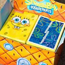 SpongeBob SquarePants 限量版卡通人物纪念收藏扑克牌，高品质INS风格花卉边派对扑克牌 - 彩色 - 查看 5