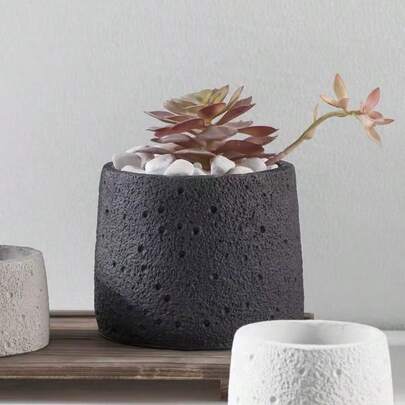 Chậu hoa giả đá núi lửa màu đen hiệu Nordic Ins, thiết kế cá nhân hóa, đơn giản, sáng tạo, thoáng khí, thích hợp trồng trong nhà, làm từ xi măng.