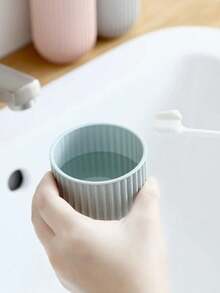 1件装便携式化妆刷收纳盒旅行牙刷盒笔筒套装洗脸杯多功能带盖 - 白色 - 查看 10