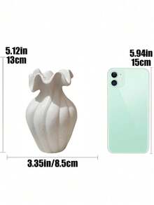 1pc Modern Minimalist Wavy Rim Flower Vase, Suitable For Living Room, Shelves And Tabletop Decor - Multicolor - View 4