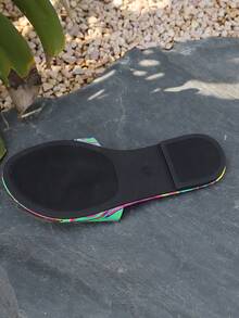 1 Đôi dép xăng đan nữ đế bằng PVC chống thấm nước, chống trượt, họa tiết vân đá cẩm thạch, logo hình tròn bằng kim loại, kiểu dáng sang trọng châu Âu và Mỹ, thích hợp cho kỳ nghỉ hè. - Nhiều màu - Xem 7