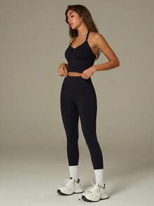 UONNOU Bộ đồ thể thao nữ mùa xuân/hè 2 món gồm áo croptop hai dây và quần legging xếp ly cạp cao. - màu đen - Xem 9