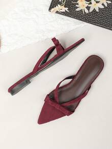 Women's Pointed Toe Flat Sandals, 2026 Spring/Summer New Versatile Soft Bottom Beach Slippers, Fashion Roman Sandals For Women, Plus Size 41-42 - Burgundy - View 3