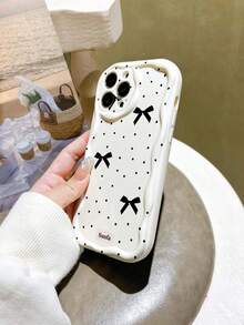 1个全新米色不规则凹凸黑色波点蝴蝶结图案TPU手机壳，兼容 17 Pro Max/17/17 Pro/16 Pro Max/16/16 Pro/15 Pro Max/15 Pro/15/14 Pro Max/14 Pro/14/13 Pro/13/12 Pro/12/11，防摔，适合作为生日礼物，送给女朋友、男朋友、长辈或自用 - 彩色 - 查看 3