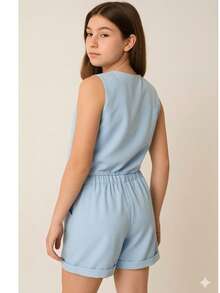 Girls' Teen Outfit With Cropped Vest And Tailored Shorts In Tailored Fabric With Transparent Buttons – Christmas Outfit For Girls, Teenagers And Pre-Teens, Elegant 2-Piece Look, Girls' And Teen Clothing, Stylish Teen Girl Fashion, Comfortable And Modern Teen Girls' Clothing - Màu xanh nhạt - Xem 4