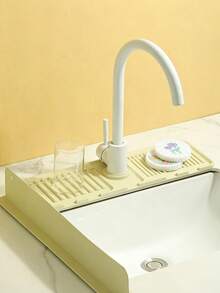 1 Stück Silikon Armaturenspritzschutz - Silikon Spülbecken Spritzschutz - Silikon Armaturengriff Tropfschale. Mit schräger Wasserflussgestaltung. Spülmittelspender, Schwammauflage hinter der Armatur, Küchenspülzubehör, spritzwassergeschützt, kann auf schmale Kante gekürzt werden, geeignet für Badezimmer-Waschbecken, Küchenspüle und Geschirrständer. - Verschiedenfarbig - Übersicht 7