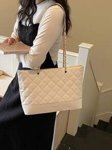 Tas Tote Berbahan Quilted dengan Tali Rantai Emas, Tas Bahu Bermotif Berlian Elegan, Luas untuk Kerja, Perjalanan, dan Penggunaan Kasual Sehari-hari. - Putih - View 5