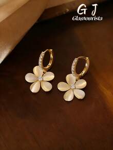 一对时尚优雅小众百搭水钻花朵耳钉，适合女性日常、节日和假日佩戴 - 花朵 - 查看 7