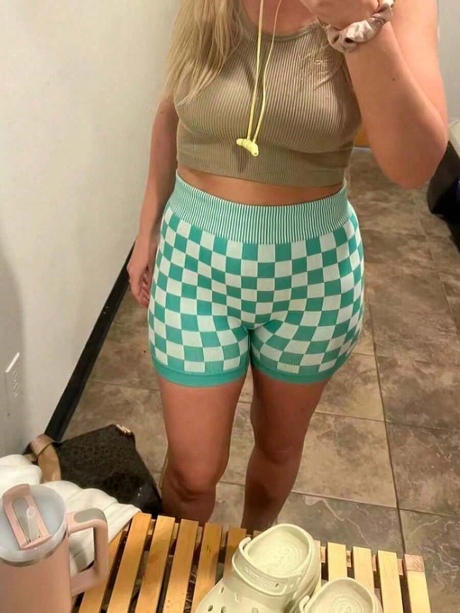 Y2K Women High Waist Checkered Shorts, Tummy Control Stretchy Athletic Shorts For Yoga, Gym, Cycling, Summer Casual Wear - 薄荷綠 - 查看 1