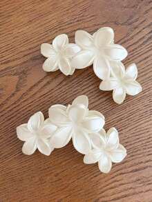 1/2pcs Luminous Faux Pearl White Double-Sided Floral Hair Claw Clip, Simple Hair Claw Hairstyle Accessory For Women Accessories For Women, Fall, Travel, Hair Tools, Accessories Women, Fall, Women, Hair Tools, Stuff, Beauty Accessories, Gifts, Travel, Gifts For Women, For Women, For Adults, Stocking Fillers For Adult, Women's Accessories, Stocking Stuffer, Coming-Of-Age Hair Accessory, Gift Ideas For Women, Beauty Gifts For Women Flower Hair Clip - 白色 - 查看 5