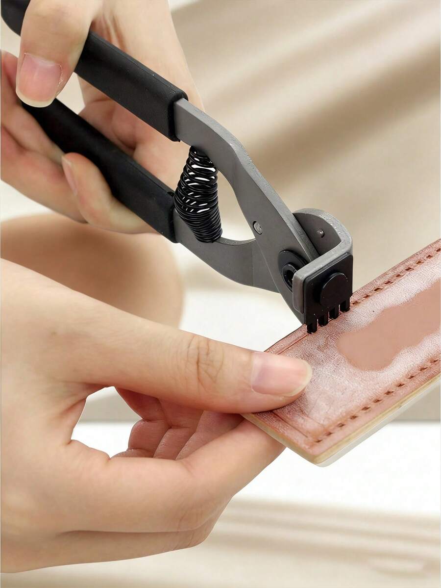 Dụng cụ bấm lỗ da 4mm 4 chấu không gây tiếng ồn, kìm bấm lỗ da không gây tiếng ồn, kẹp da hình kim cương không gây tiếng ồn, kìm cầm tay bằng thép carbon không gây tiếng ồn, thích hợp cho thắt lưng, ví, yên ngựa, vải, dây da, đồ thủ công mỹ nghệ bằng da.