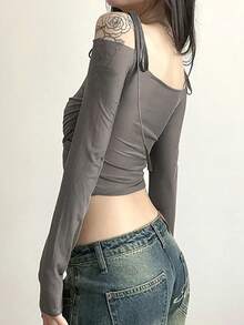 Top de manga larga transparente para mujer, estilo Y2K y urbano.Diseño de cuello inclinado con lazos, hombros descubiertos y corto ajustado.Perfecto para verano y looks streetwear. - Gris - Ver 5