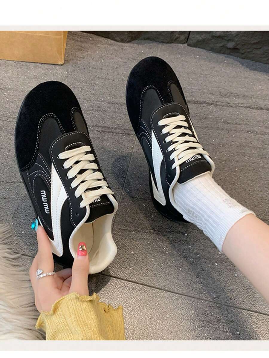 大码女式夏季休闲软底防滑拼接户外运动鞋，轻便平底运动鞋，适合春秋季穿着 - 黑色6215 - 查看 1