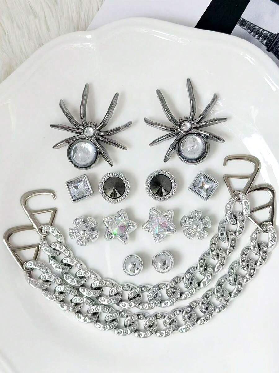 Dunkle Spinnen-Ketten-Loch-Schuhschnalle, Schwarz & Silber Farbe, Legierung Strass Dekoration, Gothic Sweet Stil Schuhblume, geeignet für Clogs Schuhe - Grau - Übersicht 1