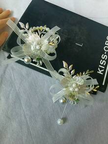 1 Broche Unissex Elegante Vintage com Rosa Prateada Brilhante + 1 Corsage de Pulso, Ideal para Noivo, Noiva, Casamento, Festa Formal, Banquete, Baile de Formatura, Verão, Praia, Festival, Aniversário - Prata - Ver 7