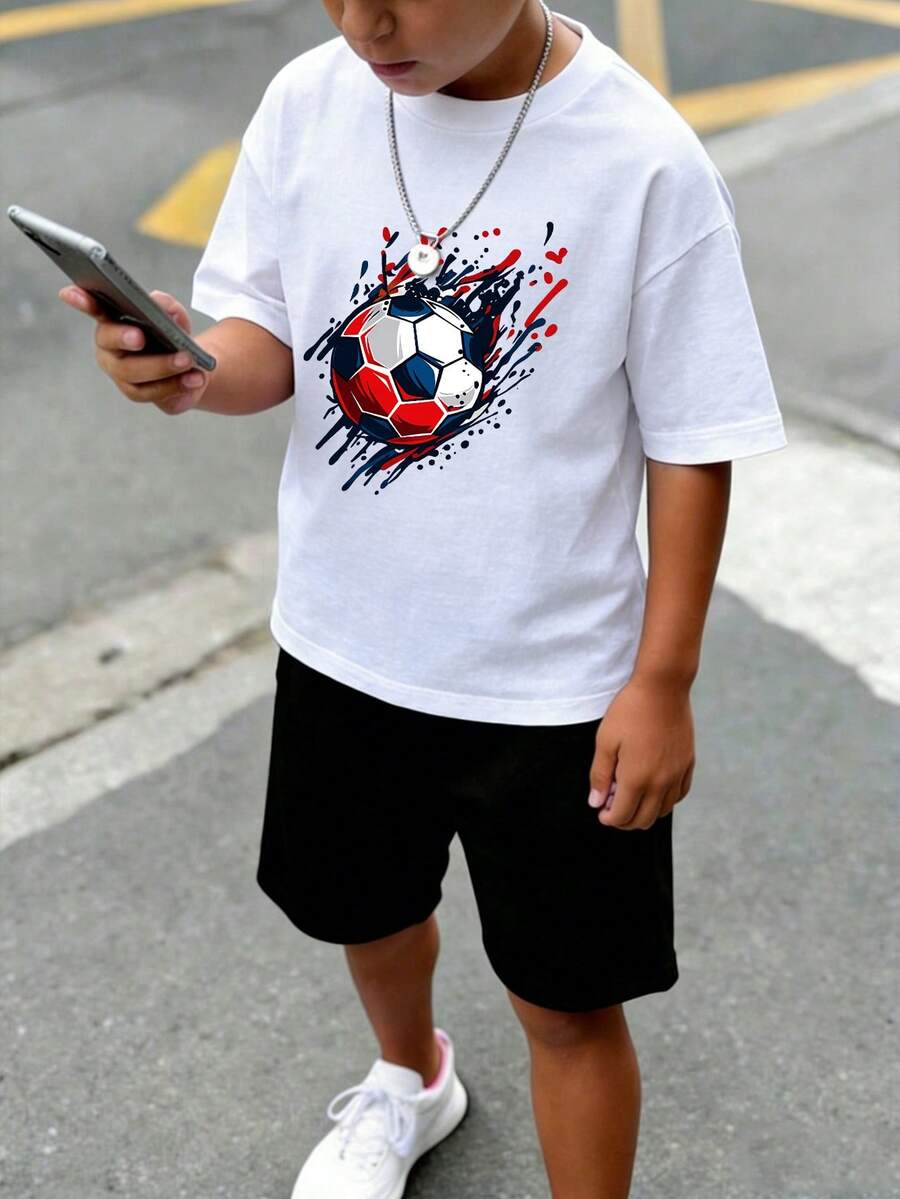 2pcs Boys Football Graphic Tee And Shorts Set, Cartoon Soccer Ball Print, Casual Summer Outfit, Crew Neck Short Sleeve, Elastic Waist Shorts, Daily Wear - trắng - Xem 1