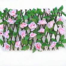 1件装可伸缩人造常春藤花卉隐私屏风 - 饰以绿叶和花朵，采用耐用塑料制成，适合全年室内外用作装饰隔断。是花园、露台、婚礼和其他场合提升视觉效果的理想之选。易于安装，装饰性花园围栏 - 彩色 - 查看 12