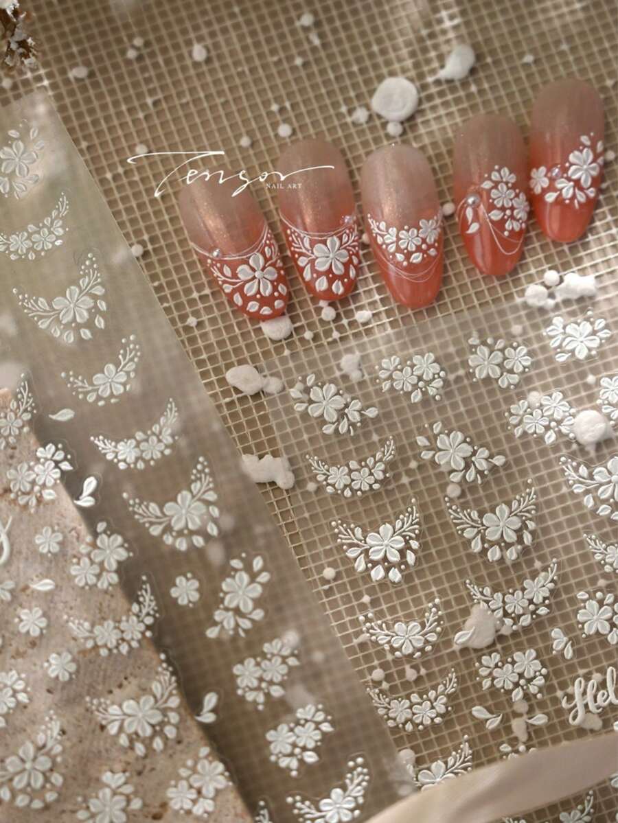1pc Nature-Inspired White Floral Nail Art Sticker, Essential For Nail Technicians, 5D Embossed Design With Natural Milky White 5-Petal Flowers, Leaves And Water Droplets, Self-Adhesive Nail Decals, DIY Nail Stickers, Elegant Gift For Ladies, Naturalistic Nail Art