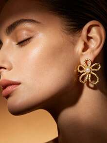 几何镂空纹理金色耳环，法式浪漫壁龛设计，不锈钢首饰，女士沙滩配饰，珍珠耳环，女士耳环套装，日常佩戴派对节日礼物 - 金色 - 查看 2