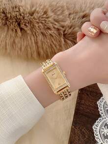 1件女士金色合金不对称表带手表，时尚阿拉伯数字表盘，石英机芯，可调节表带，适合日常佩戴和节日送礼 - 金色 - 查看 4