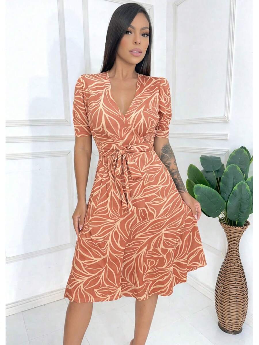 Elegant Women's Midi Dress In An A-Line Cut With A Crossover Hem And Belt, And Short, Printed Puff Sleeves. - 奢華焦糖 - 查看 1