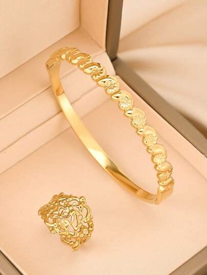 2件套不锈钢女士手链戒指套装，18K真空镀金，复古花卉设计，适合日常佩戴、派对、送礼、度假等场合。