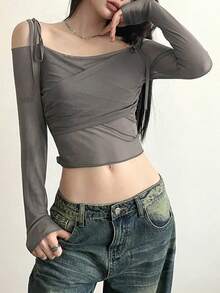 Top de manga larga transparente para mujer, estilo Y2K y urbano.Diseño de cuello inclinado con lazos, hombros descubiertos y corto ajustado.Perfecto para verano y looks streetwear. - Gris - Ver 3