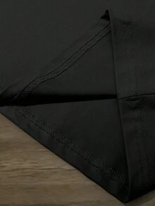 Camiseta de Hombre con Estampado y Hombros Caídos Manfinity - Negro - Ver 8