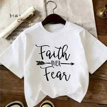 Faith Over Fear T-Shirt - Short Sleeve White Cotton Tee With Black Text & Arrow Design (O In Over), Casual Crew Neck Summer Top For Daily Wear & Religious Inspired Outfits - 白色 - 查看 11