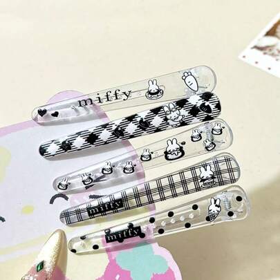 Kẹp tóc hình thỏ dễ thương bằng acrylic, kẹp tóc học sinh ngọt ngào, phụ kiện kẹp tóc mái đa năng, kẹp tóc hình vịt acrylic trong suốt nhiều kiểu dáng, phụ kiện kẹp tóc mái họa tiết kẻ caro/chấm bi hoạt hình đáng yêu.