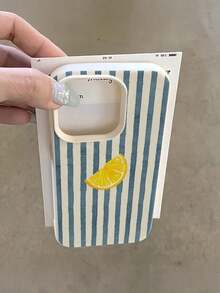 Fashionable Full-Coverage, Shockproof Phone Case With A White And Blue Striped Design And Lemon Slice, Compatible With The 17, 16, 15, 14, 13, 12, And 11 Pro Max Series. Perfect For Spring And Parties. - 古董白 - 查看 5