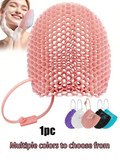 Găng tay tẩy tế bào chết bằng chất liệu TPU dành cho mặt và cơ thể được sản xuất theo quy trình cải tiến với cấu trúc dệt hình tổ ong ba chiều (không phải đúc phun); chúng thoáng khí, thân thiện với da và có độ đàn hồi cao, thiết kế hình tổ ong mềm mại và an toàn cho da, thích hợp sử dụng tại nhà, thích hợp cho khách sạn du lịch, kỳ nghỉ biển, quà tặng sinh nhật, quà tặng ngày lễ.