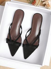 Women's Pointed Toe Flat Sandals, 2026 Spring/Summer New Versatile Soft Bottom Beach Sandals, Roman Style, Large Size 41-42,Holiday Essential - Black - View 4