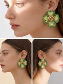 1 Pair Handmade Bohemian Raffia & Metal Hollow Floral Bicolor Earrings, Naturalistic Style Suitable For Beach Vacation, Music Festival, Party, And Daily Wear - Green - View 8