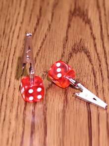 1pc Unique Transparent Dice Shaped Multi-Color Cigarette Holder Stand, Anti-Scalding Smoking Accessory - Multicolor - View 3