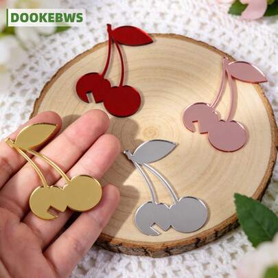 Juego de 10 piezas para decorar copas de vino de acrílico con etiquetas reutilizables para bebidas, con diseños de labios rojos, chiles y cerezas, disponible en dorado, plateado y rosa, con rojo como opción. Perfecto para fiestas, reuniones y todo tipo de eventos.
