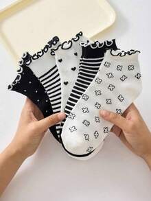 5/10 Pairs Women's Ruffled White & Black Short Socks, Heart Stripe Spot Patterns Elegant Style Ankle Socks, Suitable For All Seasons - Multicolor - View 2