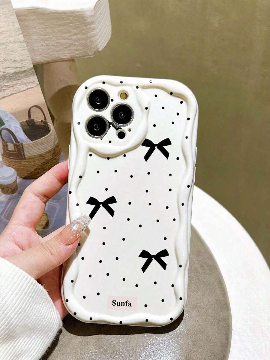 1个全新米色不规则凹凸黑色波点蝴蝶结图案TPU手机壳，兼容 17 Pro Max/17/17 Pro/16 Pro Max/16/16 Pro/15 Pro Max/15 Pro/15/14 Pro Max/14 Pro/14/13 Pro/13/12 Pro/12/11，防摔，适合作为生日礼物，送给女朋友、男朋友、长辈或自用 - 彩色 - 查看 1