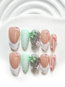 10件套夏季风手工美甲套装，包含印花美甲贴纸、星星、回形针、小花美甲装饰、线条美甲装饰、绿白指甲油，可爱甜美风格，内含美甲工具（1张果冻贴纸+1把指甲锉），三种尺寸可选：方形、短方形、杏仁形，适合派对、日常佩戴、拍照、春夏通勤等场合。 - 彩色 - 查看 3