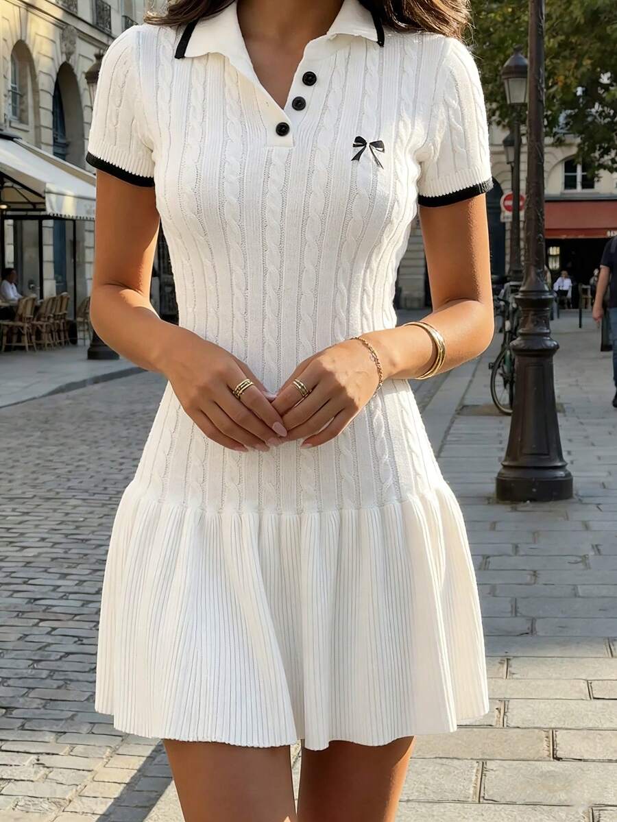 2026 女士白色钩针编织 Polo 迷你连衣裙，短袖纽扣撞色蝴蝶结刺绣修身白色连衣裙，女士夏季连衣裙，街头风，假日，春季，音乐会，优雅，婚礼宾客，毕业典礼，演出，Y2K 时尚，休闲，外出，派对，生日，度假 - 純白色 - 查看 1