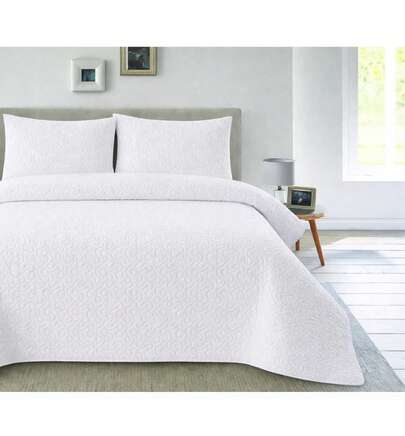 Quilted Bedspread + 2 Pillowcases, Printed For Spring, Summer, Autumn And Winter. 100% Microfiber, 150 X 150 Cm.