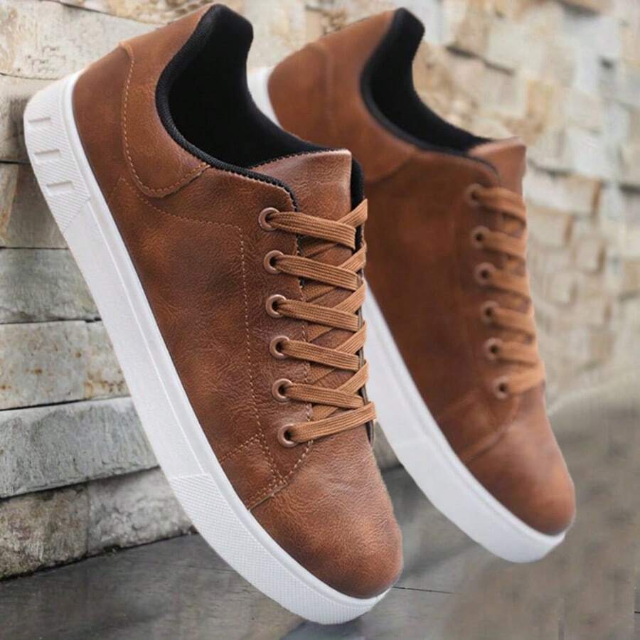 男士时尚低帮滑板鞋，纯色休闲运动鞋，适合户外休闲散步