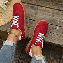 Women's New Flat Lace-Up Red Casual Outdoor Shoes, Fashion Versatile College Style Canvas Sneakers, Plus Size - Red - View 3